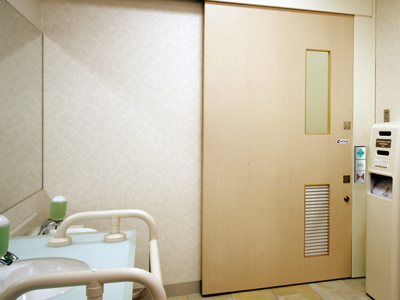 簡単設置トイレ