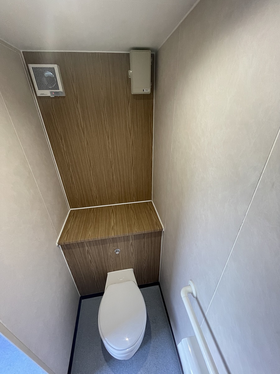 あらゆる場所に設置できる簡単設置トイレ｜株式会社隆和工業｜香川県丸亀市